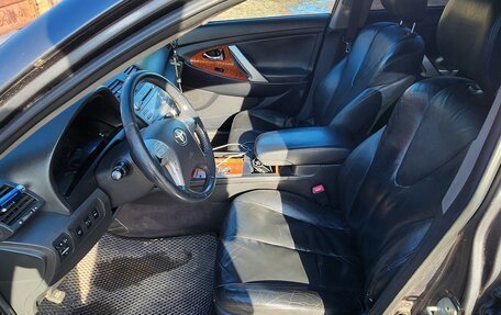 Toyota Camry, 2011 год, 950 000 рублей, 15 фотография