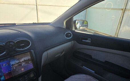 Ford Focus II рестайлинг, 2006 год, 440 000 рублей, 10 фотография