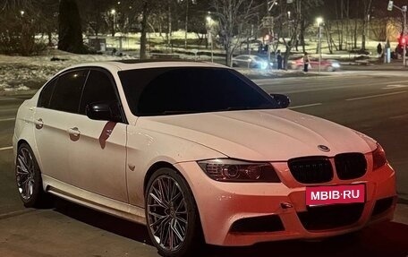 BMW 3 серия, 2011 год, 1 100 000 рублей, 1 фотография