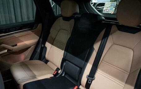 Porsche Cayenne III, 2023 год, 15 900 000 рублей, 39 фотография