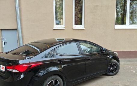 Hyundai Elantra V, 2014 год, 900 000 рублей, 4 фотография