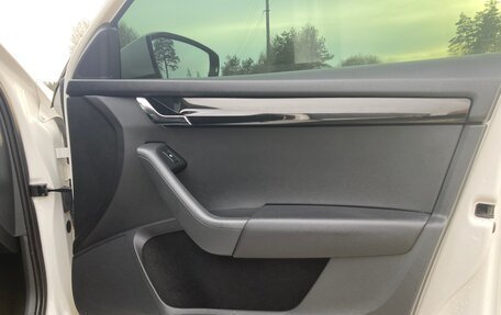 Skoda Octavia, 2015 год, 1 800 000 рублей, 23 фотография