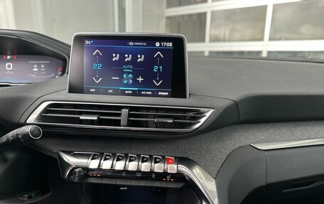 Peugeot 3008 II, 2017 год, 1 760 000 рублей, 10 фотография