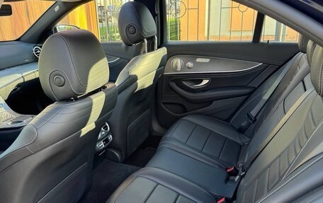 Mercedes-Benz E-Класс, 2020 год, 5 000 000 рублей, 2 фотография