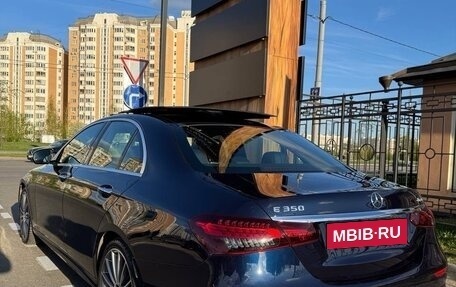Mercedes-Benz E-Класс, 2020 год, 5 000 000 рублей, 4 фотография