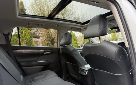 Toyota Highlander, 2026 год, 5 200 000 рублей, 8 фотография