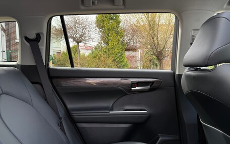 Toyota Highlander, 2026 год, 5 200 000 рублей, 20 фотография