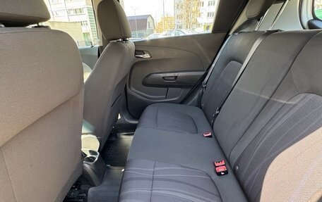 Chevrolet Aveo III, 2015 год, 960 000 рублей, 5 фотография