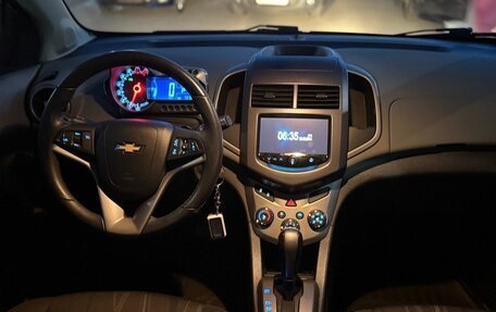 Chevrolet Aveo III, 2015 год, 960 000 рублей, 6 фотография