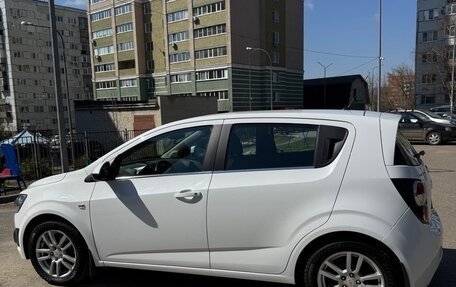 Chevrolet Aveo III, 2015 год, 960 000 рублей, 2 фотография