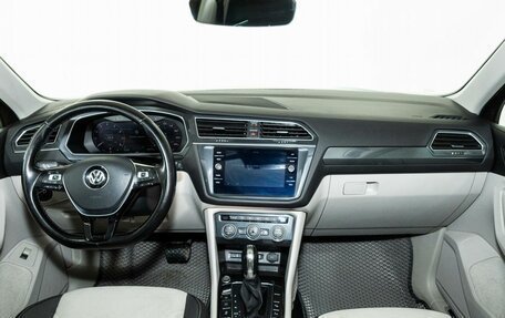 Volkswagen Tiguan II, 2017 год, 2 511 000 рублей, 7 фотография