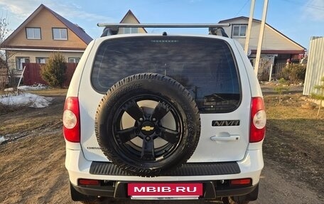 Chevrolet Niva I рестайлинг, 2017 год, 720 000 рублей, 7 фотография