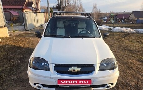 Chevrolet Niva I рестайлинг, 2017 год, 720 000 рублей, 6 фотография