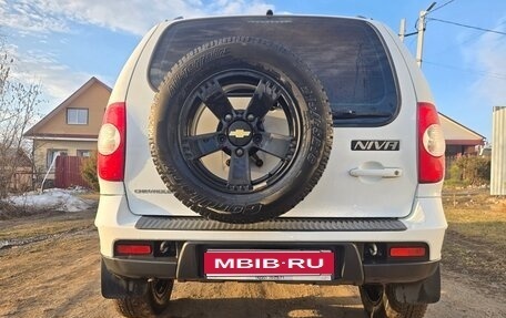 Chevrolet Niva I рестайлинг, 2017 год, 720 000 рублей, 8 фотография