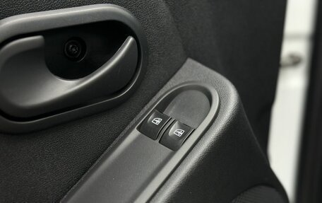 Renault Duster I рестайлинг, 2017 год, 1 282 000 рублей, 15 фотография