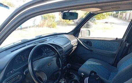 Chevrolet Niva I рестайлинг, 2005 год, 370 000 рублей, 4 фотография