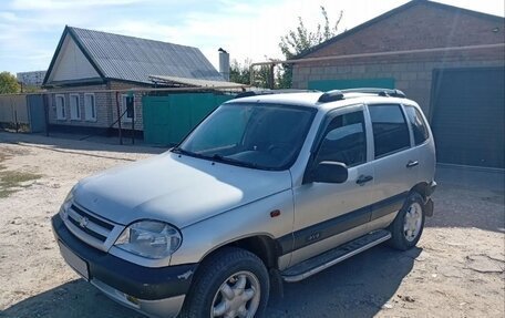 Chevrolet Niva I рестайлинг, 2005 год, 370 000 рублей, 2 фотография