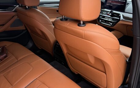 BMW 5 серия, 2020 год, 5 400 000 рублей, 19 фотография