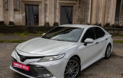 Toyota Camry, 2019 год, 3 580 000 рублей, 1 фотография