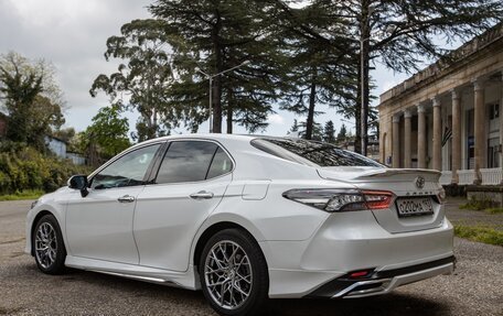 Toyota Camry, 2019 год, 3 580 000 рублей, 7 фотография