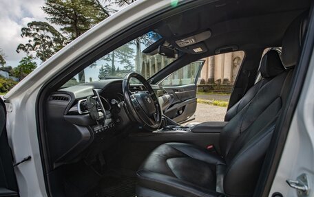 Toyota Camry, 2019 год, 3 580 000 рублей, 16 фотография