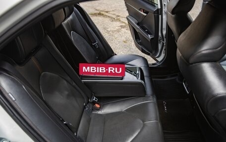 Toyota Camry, 2019 год, 3 580 000 рублей, 22 фотография