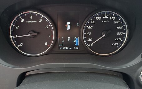 Mitsubishi Outlander III рестайлинг 3, 2020 год, 2 600 000 рублей, 8 фотография