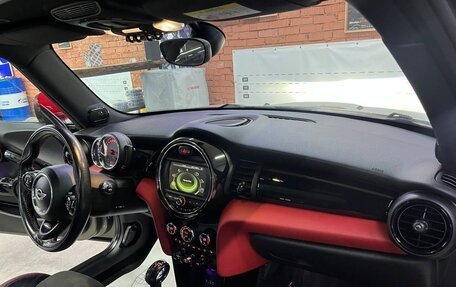 MINI Hatch, 2017 год, 2 360 000 рублей, 11 фотография