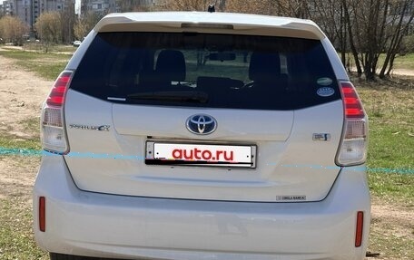 Toyota Prius Alpha I (ZVW40/41), 2015 год, 1 877 000 рублей, 11 фотография