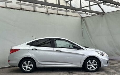 Hyundai Solaris II рестайлинг, 2013 год, 881 000 рублей, 8 фотография