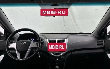 Hyundai Solaris II рестайлинг, 2013 год, 881 000 рублей, 13 фотография