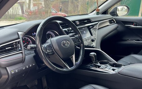 Toyota Camry, 2020 год, 2 690 000 рублей, 8 фотография