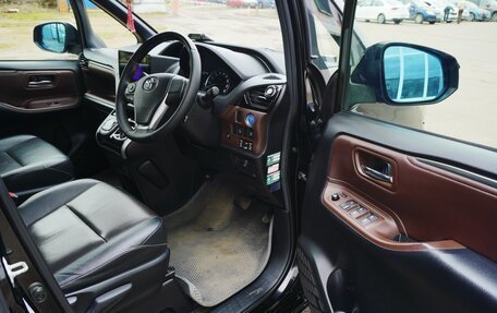 Toyota Esquire I, 2014 год, 2 100 000 рублей, 11 фотография