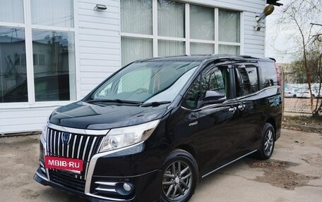 Toyota Esquire I, 2014 год, 2 100 000 рублей, 10 фотография