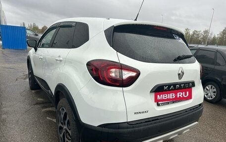 Renault Kaptur I рестайлинг, 2017 год, 1 229 000 рублей, 2 фотография