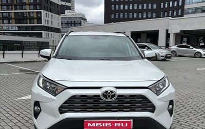 Toyota RAV4, 2021 год, 3 250 000 рублей, 1 фотография
