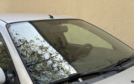 Toyota Avensis III рестайлинг, 1999 год, 280 000 рублей, 9 фотография