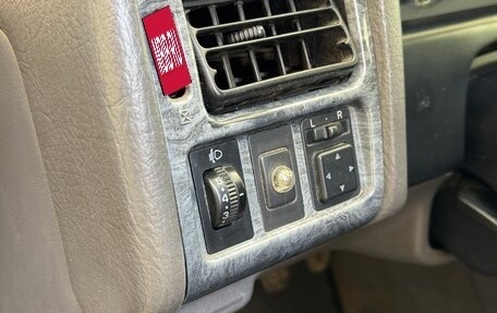 Toyota Avensis III рестайлинг, 1999 год, 280 000 рублей, 21 фотография