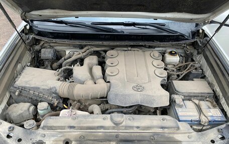 Toyota Land Cruiser Prado 150 рестайлинг 2, 2018 год, 6 000 000 рублей, 7 фотография