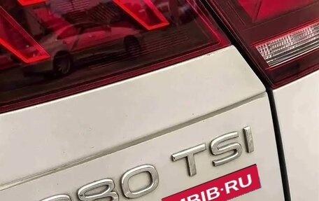 Volkswagen Tiguan II, 2022 год, 4 000 980 рублей, 14 фотография