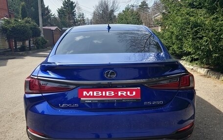 Lexus ES VII, 2020 год, 4 450 000 рублей, 3 фотография