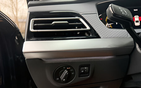 Volkswagen Lavida, 2023 год, 1 482 200 рублей, 12 фотография