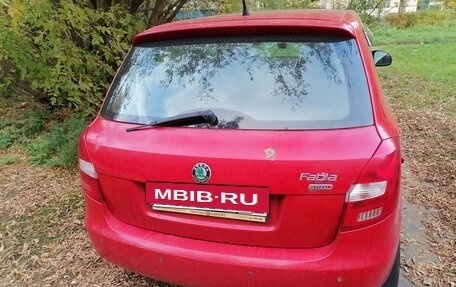 Skoda Fabia II, 2011 год, 300 000 рублей, 4 фотография