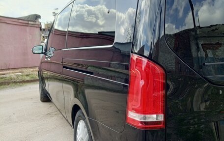 Mercedes-Benz V-Класс, 2016 год, 4 300 000 рублей, 4 фотография