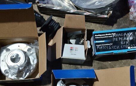 Mitsubishi Space Star I рестайлинг, 2004 год, 370 000 рублей, 19 фотография