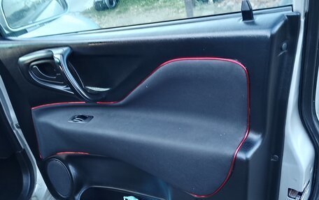 Mitsubishi Space Star I рестайлинг, 2004 год, 370 000 рублей, 18 фотография