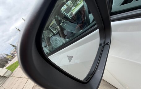 Toyota RAV4, 2026 год, 4 260 000 рублей, 31 фотография