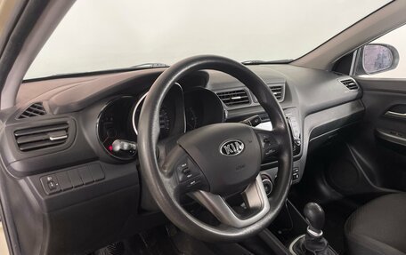 KIA Rio III рестайлинг, 2014 год, 966 000 рублей, 10 фотография