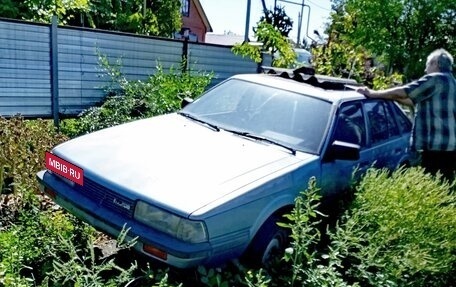 Mazda 626, 1985 год, 70 000 рублей, 3 фотография