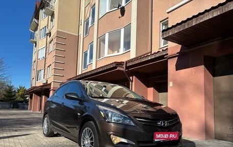 Hyundai Solaris II рестайлинг, 2016 год, 1 250 000 рублей, 1 фотография